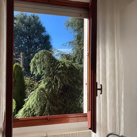 Casa Chiara Tra E Milano *